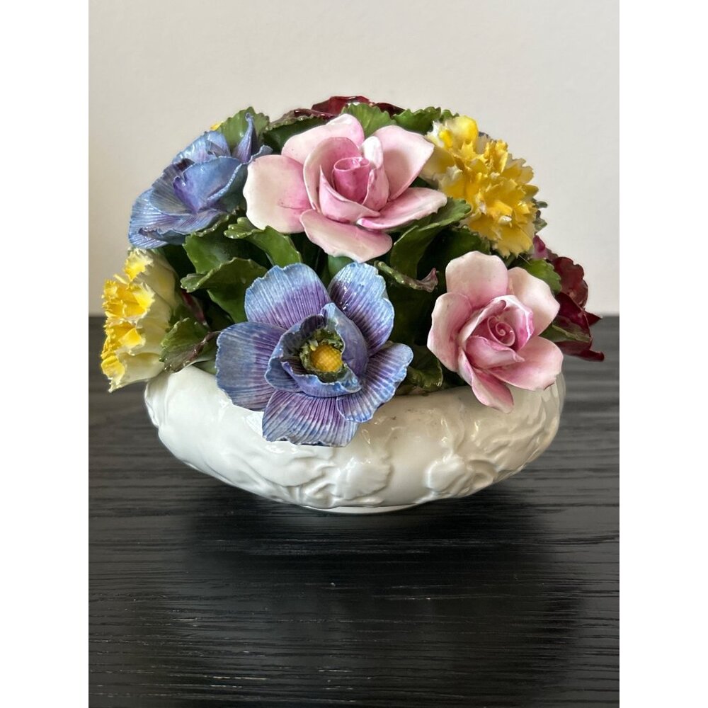 VTG Aynsley Bone China England Hand Modelled/Hand Painted Flower Bouquet Basket